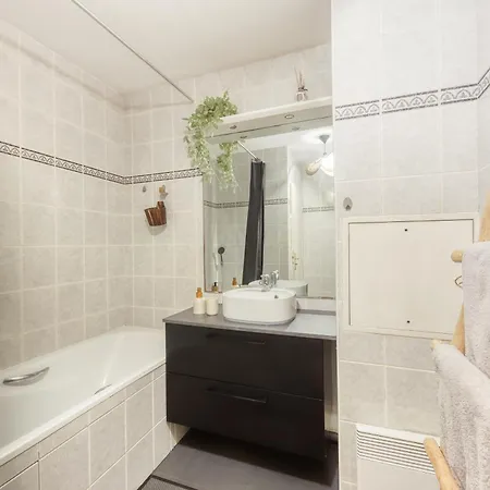 L'ilot Zen- Ideal Pour Famille-groupe-pro-double Parking-highwifi-aeroport Orly 8min-paris30min Apartment